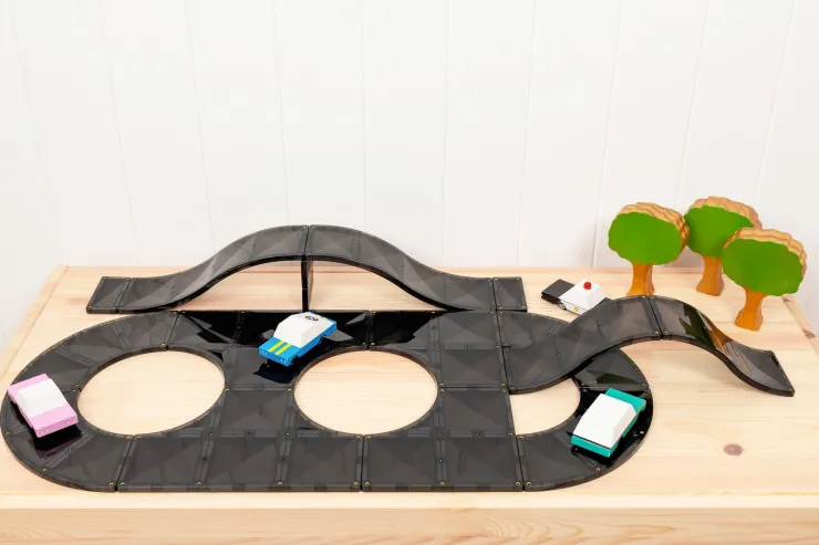 Connetix Building Sets | Magnetic Tiles>Roads, Ramps & Intersections Pack 16pc