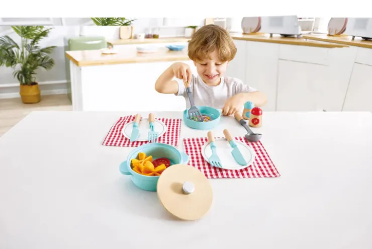 HAPE Pretend Play | Kitchen & Food>Cook & Serve Set