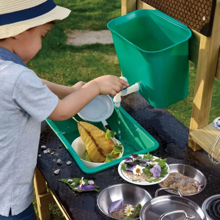 HAPE Pretend Play | Kitchen & Food>Outdoor Kitchen