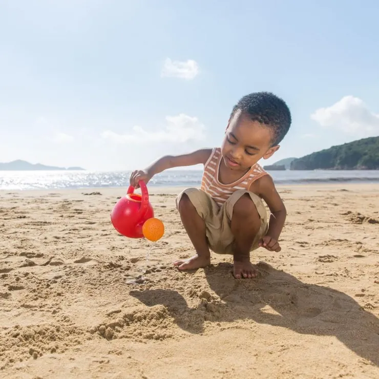 Hape Beach Toys | Sand Toys>Watering Can - Red