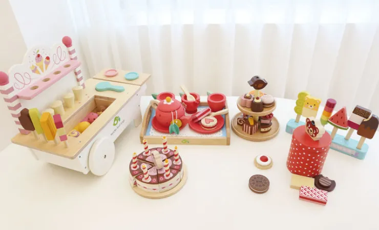 Tender Leaf Pretend Play | Kitchen & Food>Push Along Ice Cream Cart